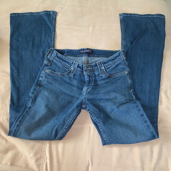 Levi’s Bootcut Jeans - Picture 1 of 6